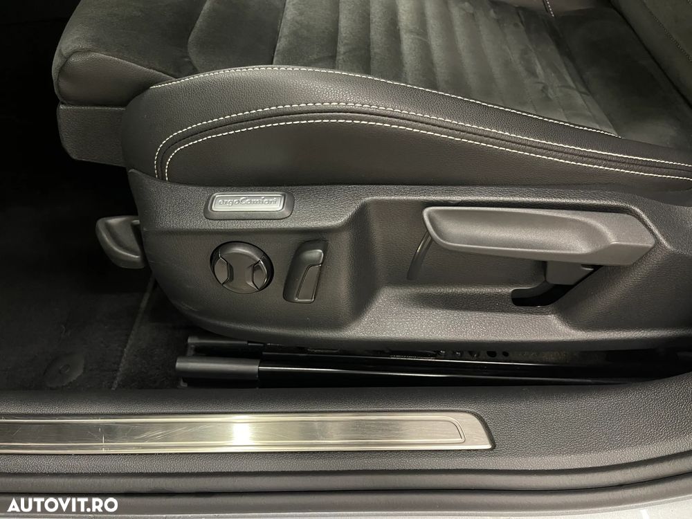 Volkswagen Passat 2.0 TDI DSG Highline - 23