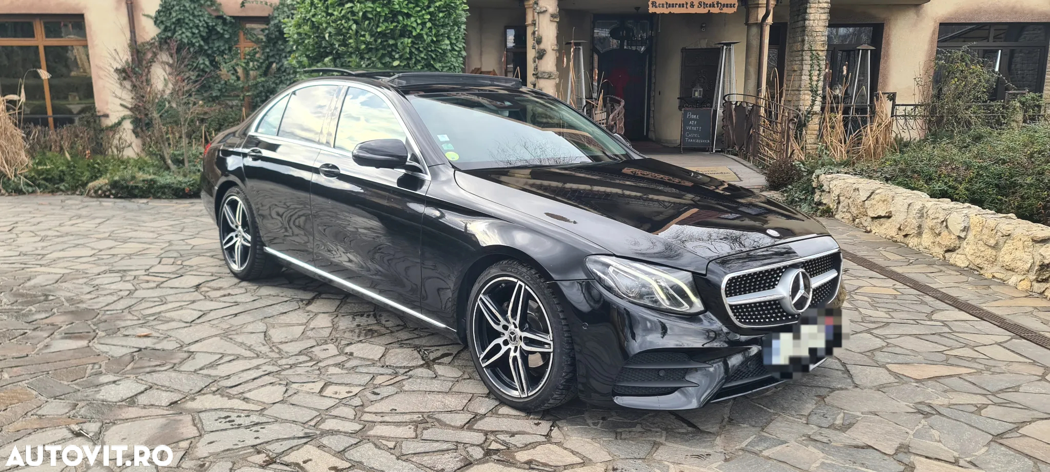 Mercedes-Benz E 220 d 9G-TRONIC AMG Line - 2