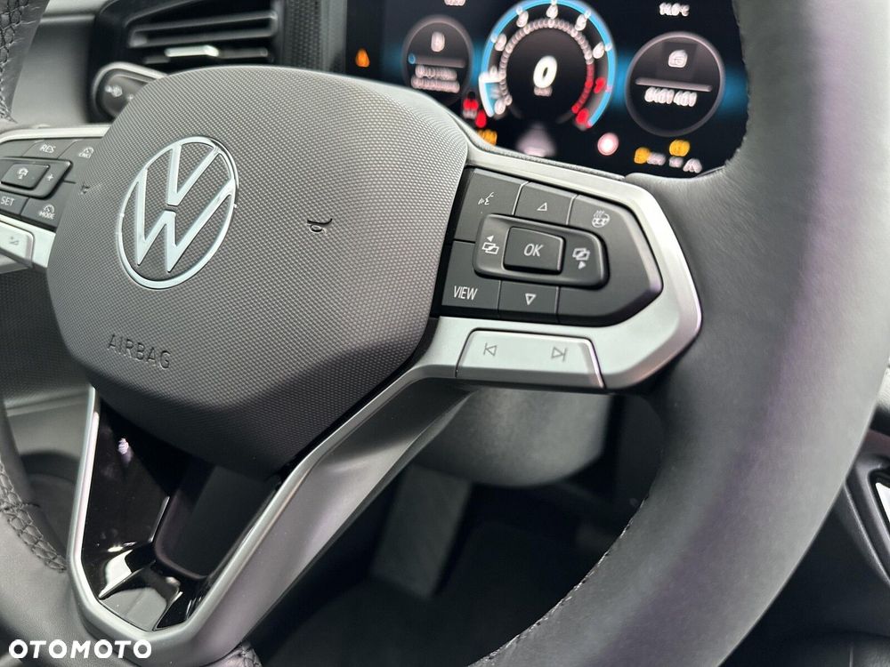 Volkswagen Tiguan - 31