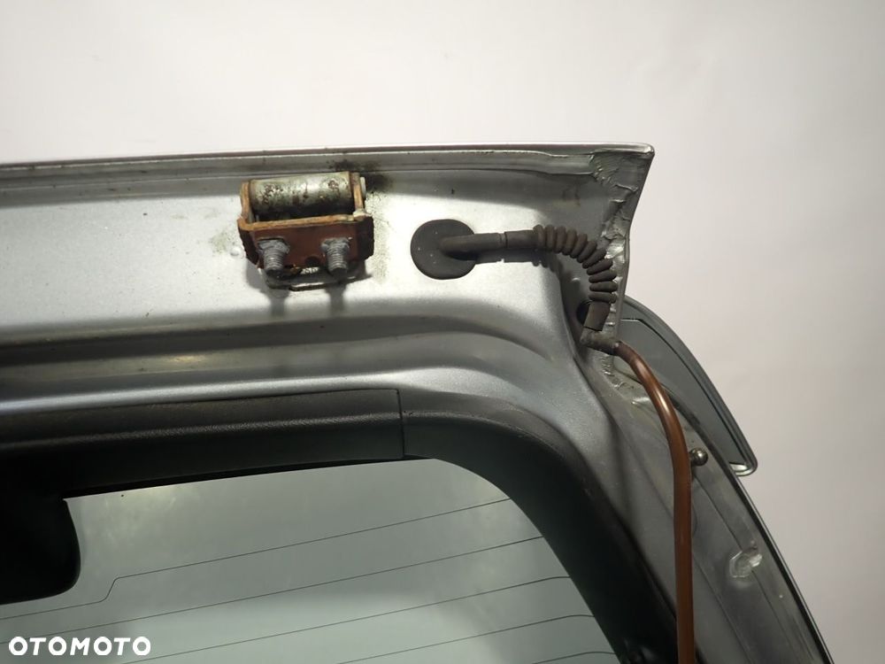 KLAPA TYŁ BAGAŻNIKA HONDA CIVIC VII - 17