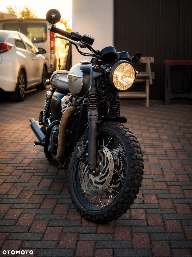 Triumph Bonneville - 7