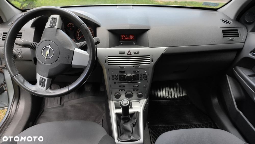Opel Astra - 8