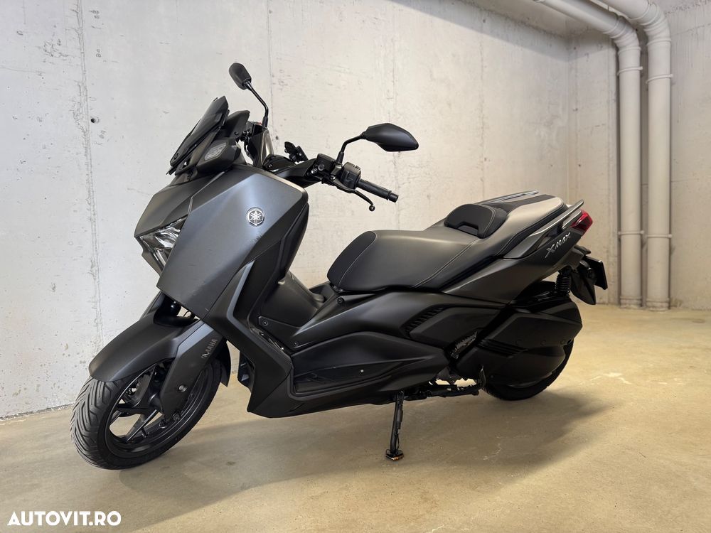 Yamaha XMAX 300 - 3