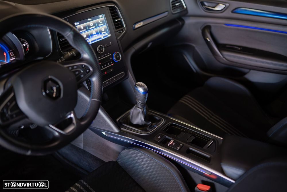 Renault Mégane Sport Tourer - 13