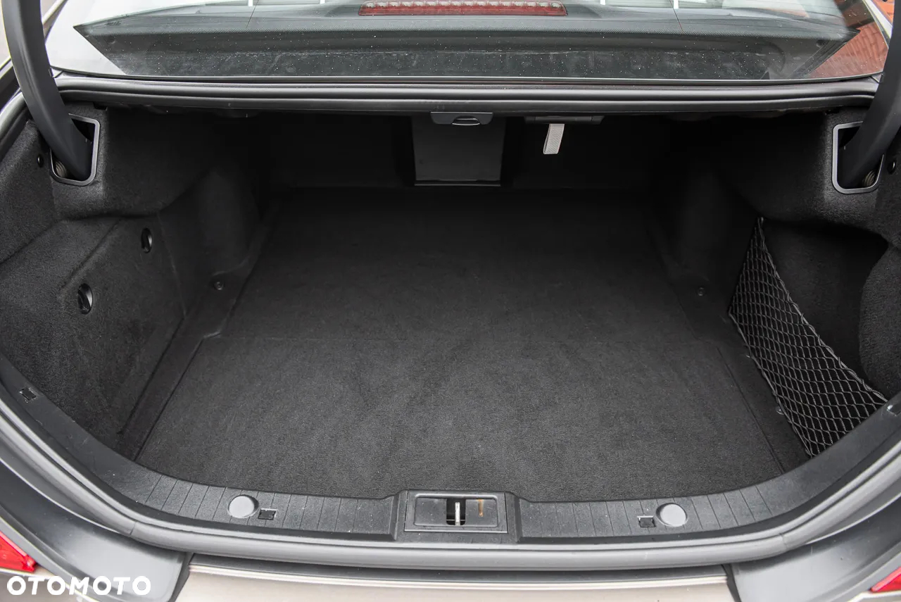 Mercedes-Benz CLS 350 - 29