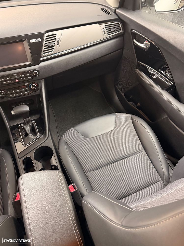 Kia Niro 1.6 GDi HEV TX - 28