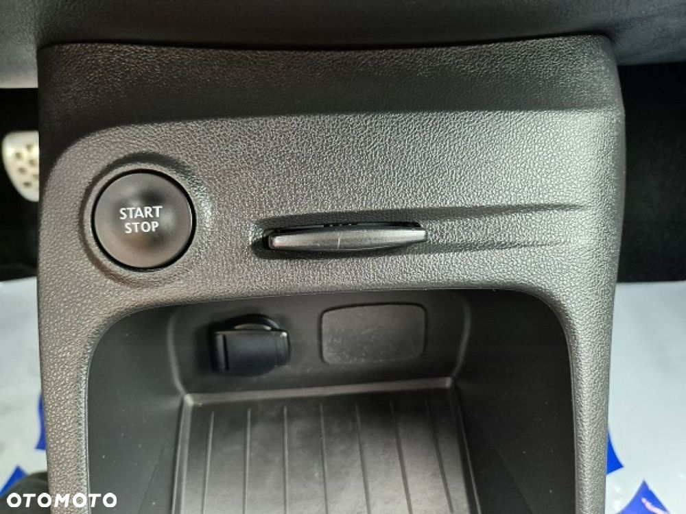 Renault Captur - 33