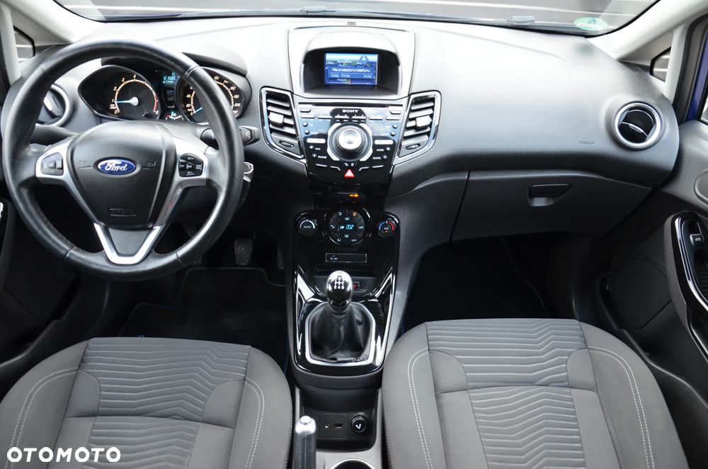 Ford Fiesta 1.0 EcoBoost STart-Stop Titanium - 19