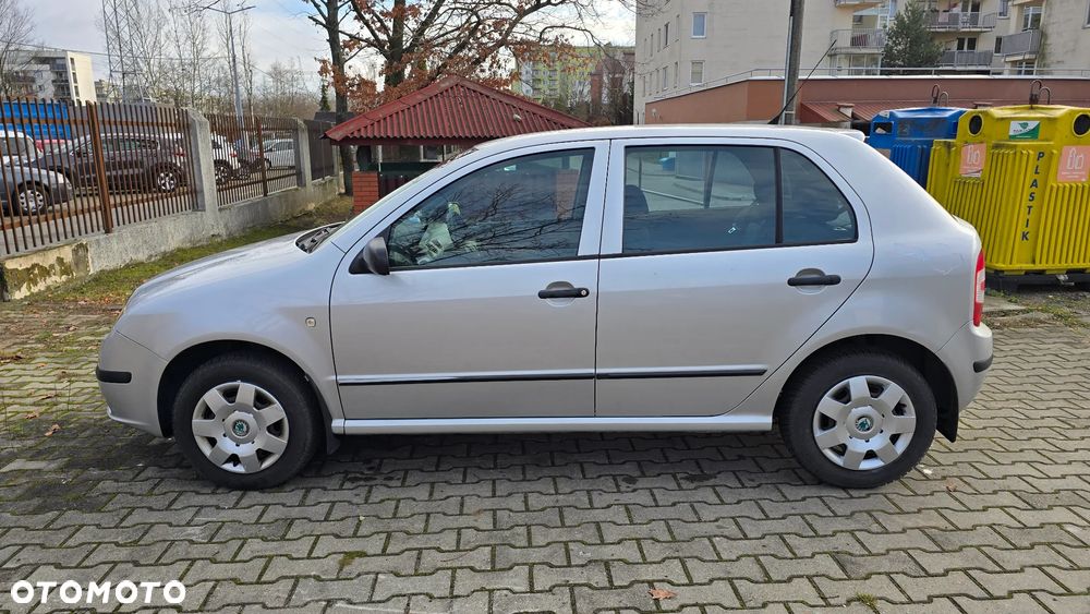 Skoda Fabia 1.4 16V Active - 8
