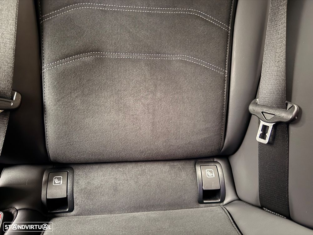 Mercedes-Benz E 300 de AMG Line - 23