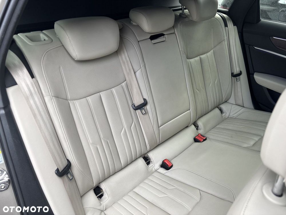 Audi A6 Allroad - 25