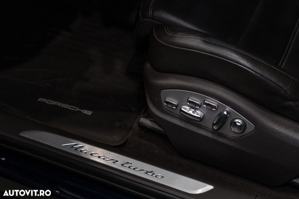 Porsche Macan Turbo PDK - 20