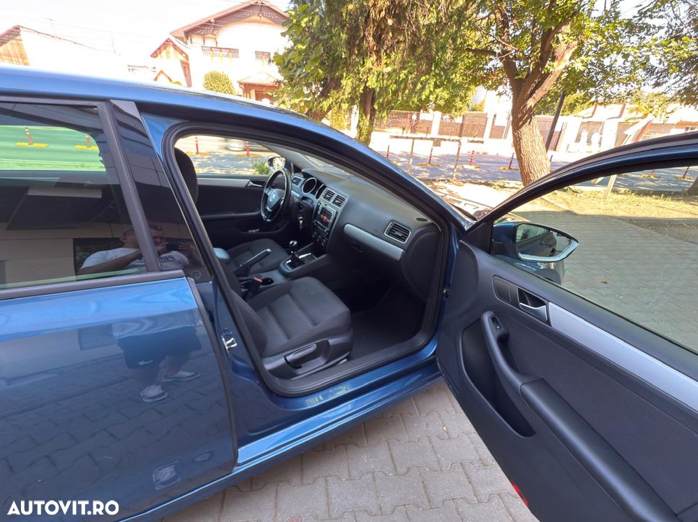 Volkswagen Jetta 1.2 TSI Comfortline - 7