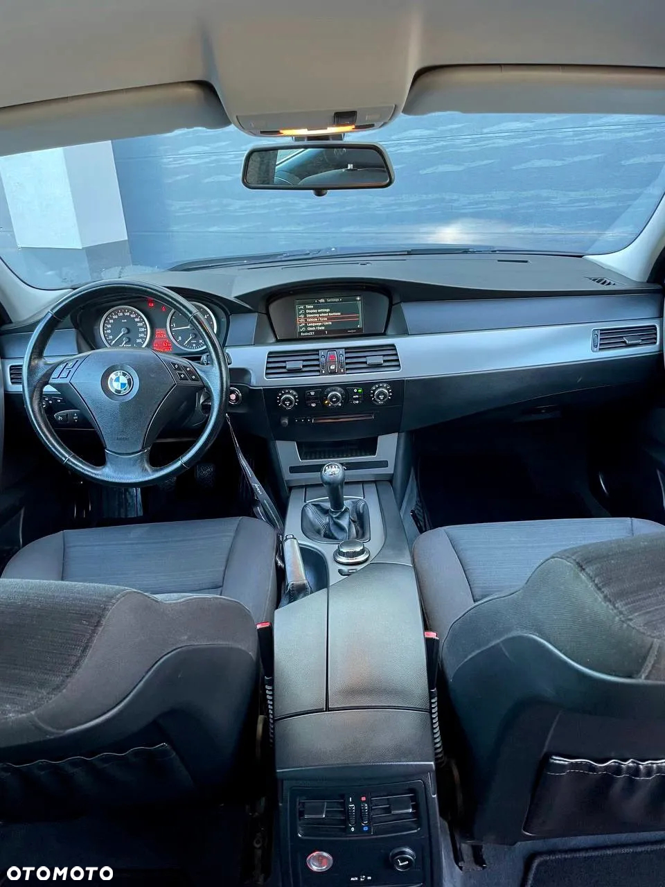BMW Seria 5 520d - 12
