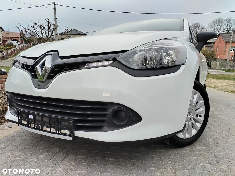 Renault Clio - 31