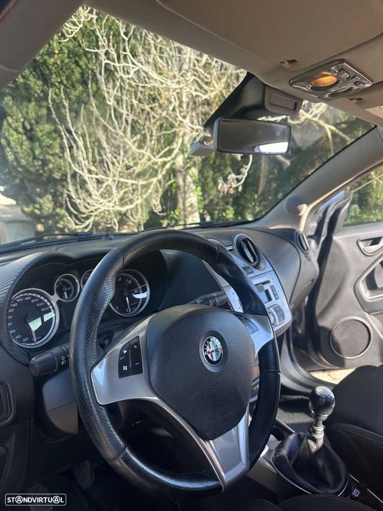 Alfa Romeo MiTo 1.3 JTD Distinctive - 8