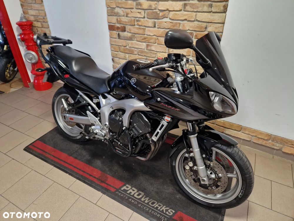 Yamaha FZ6