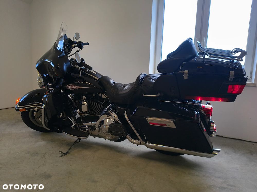 Harley-Davidson FLH Electra Glide - 3