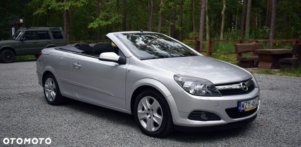 Opel Astra 1.8 Cosmo - 22