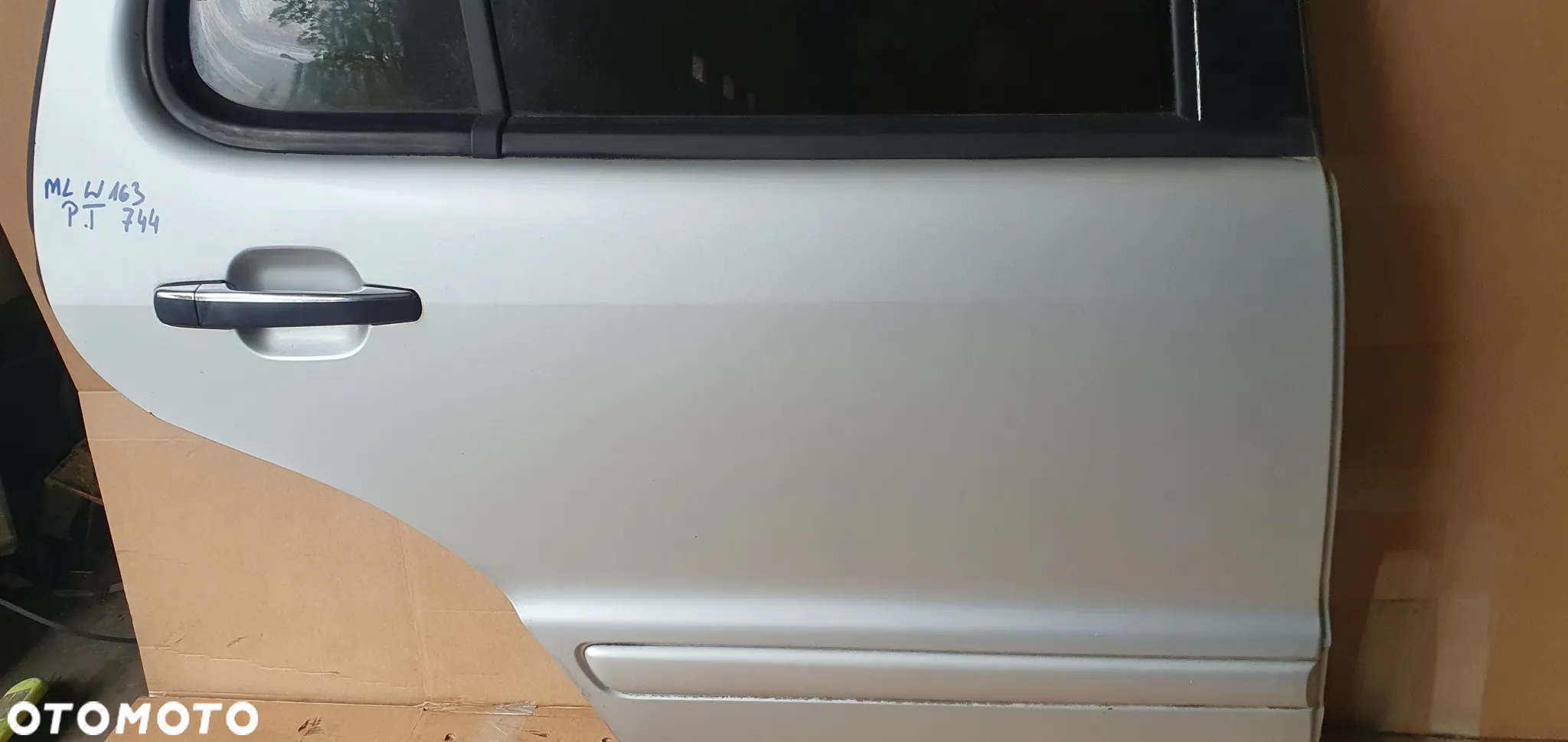 Drzwi prawy tył tylne prawe Mercedes ML W163 744 C744 - 6
