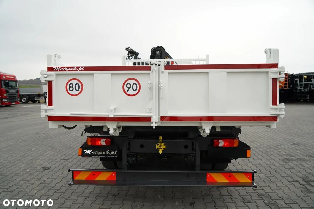 Renault D12  / WYWROTKA 3 STRONNA / HYDROBURTA / HDS HIAB 077 BS2  / ROTATOR / PILOT / EURO 6 - 18