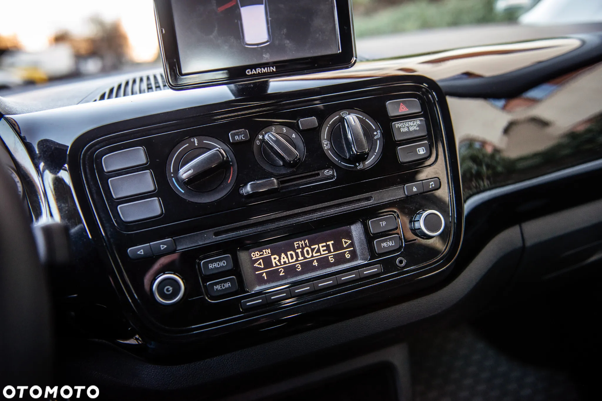Volkswagen up! 1.0 United - 33