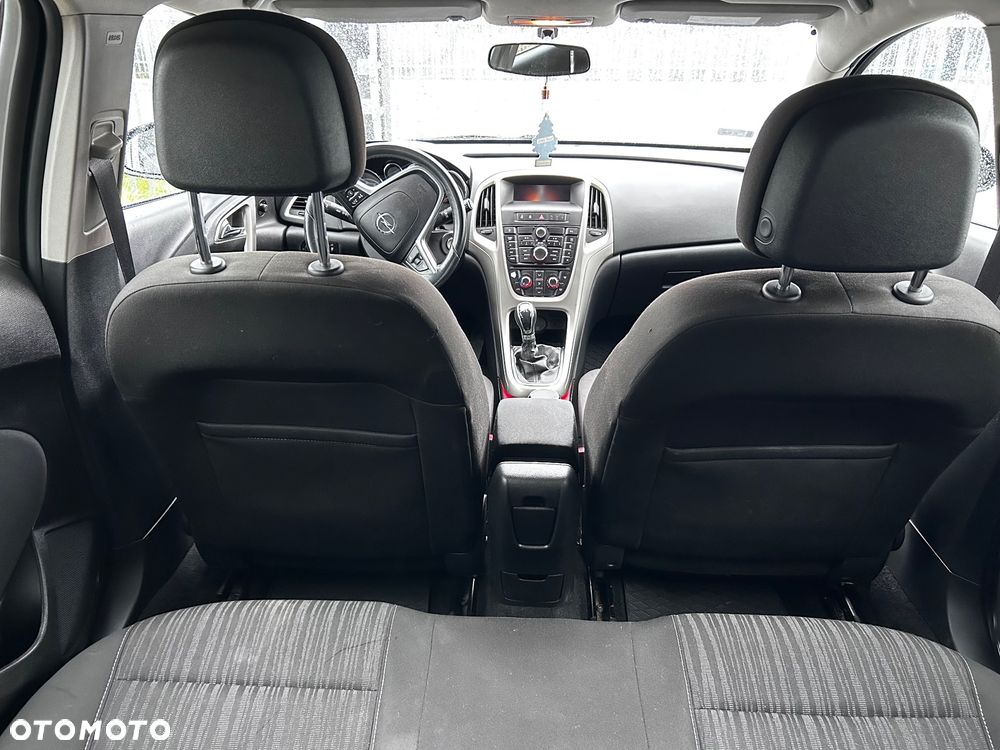 Opel Astra 1.6 Enjoy - 9