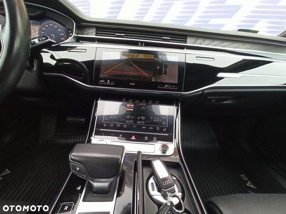 Audi A8 - 14