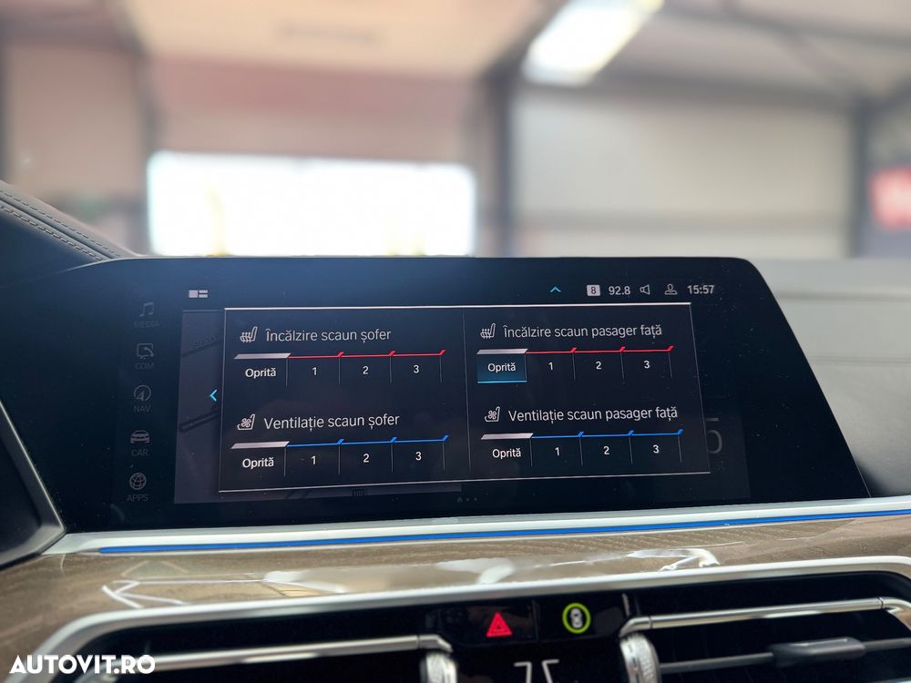BMW X5 xDrive45e AT PHEV - 29
