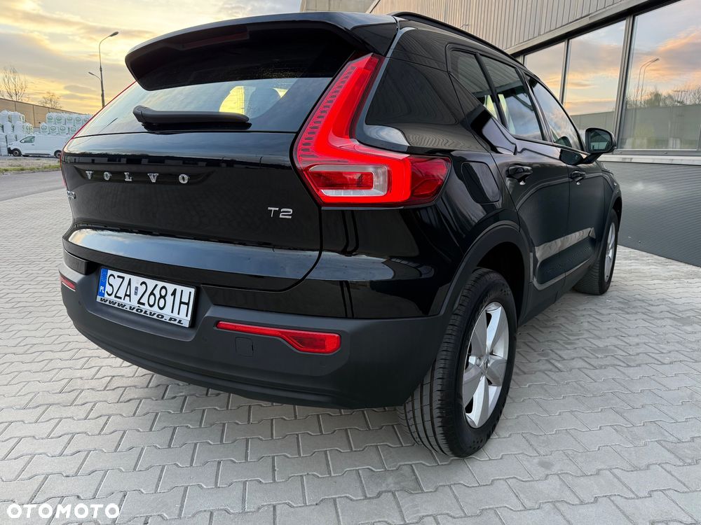 Volvo XC 40 T2 Momentum Core - 21