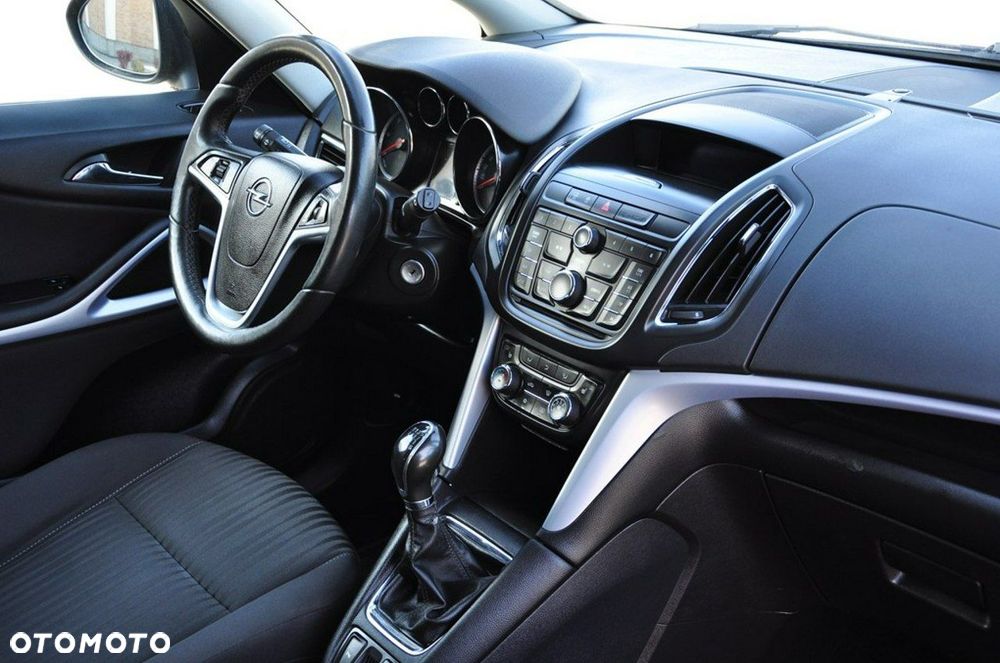 Opel Zafira - 28