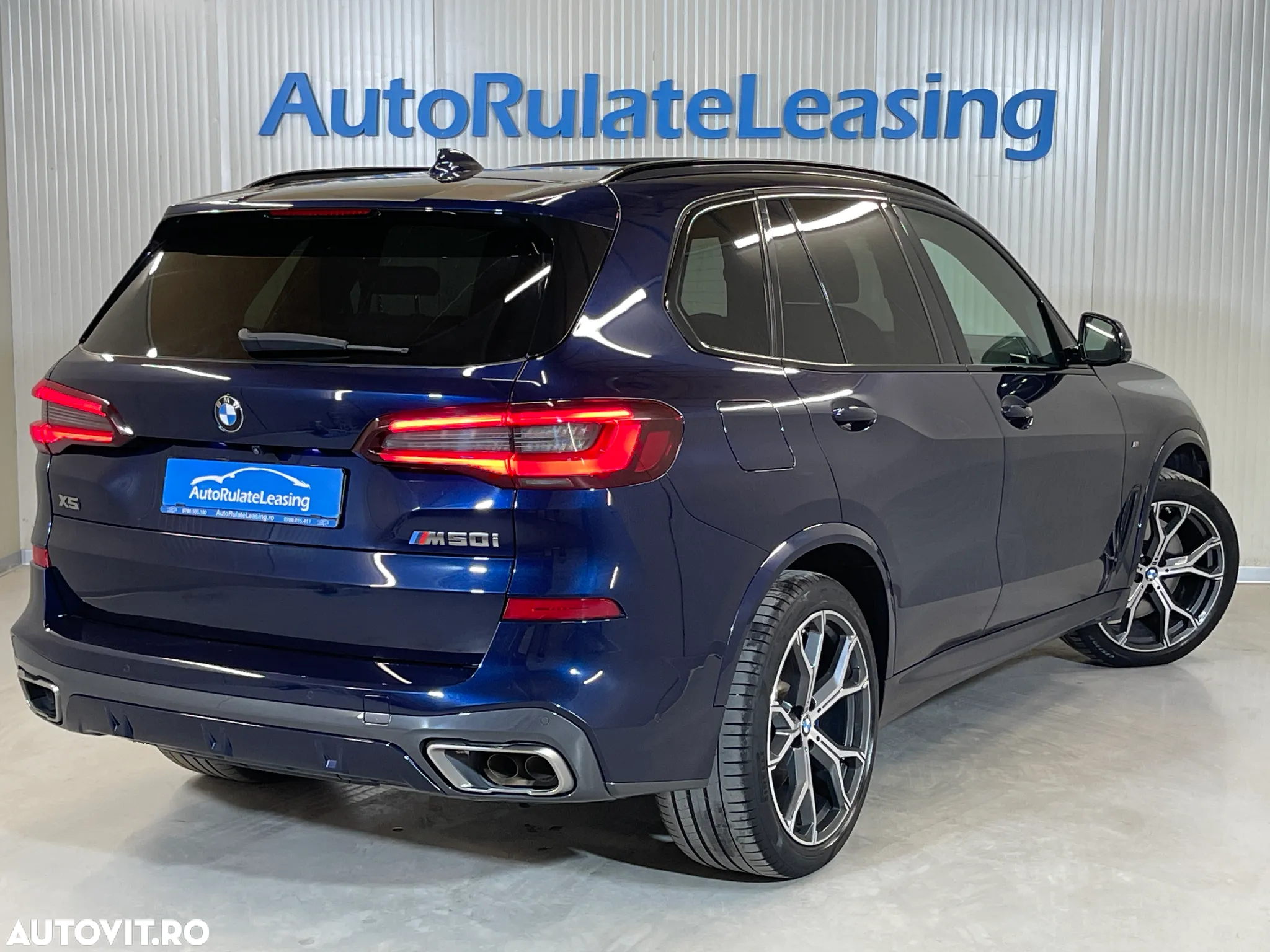 BMW X5 M M50i - 4