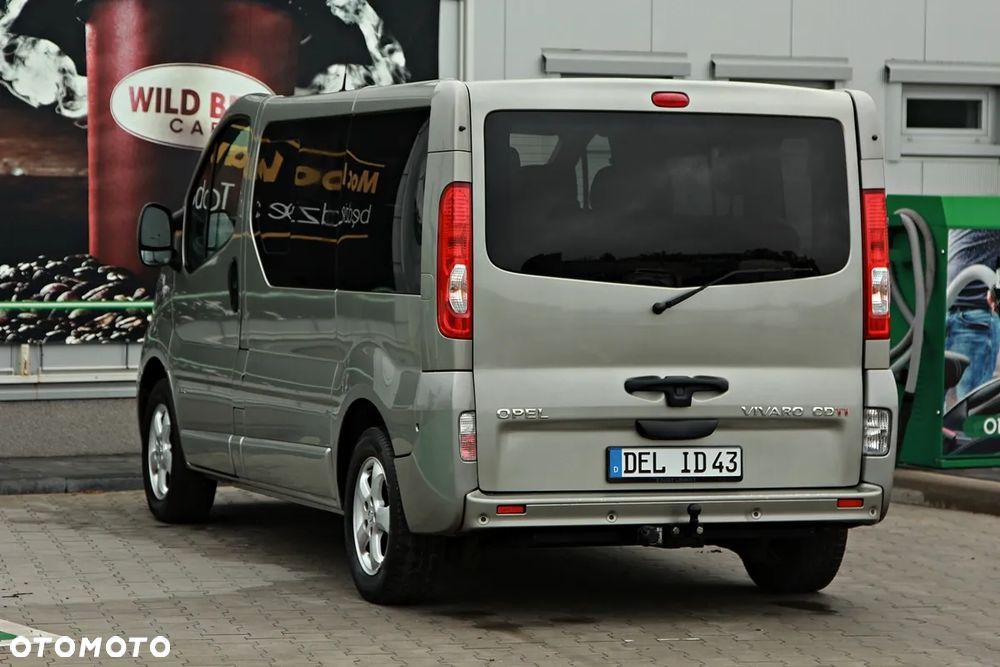 Opel Vivaro - 18
