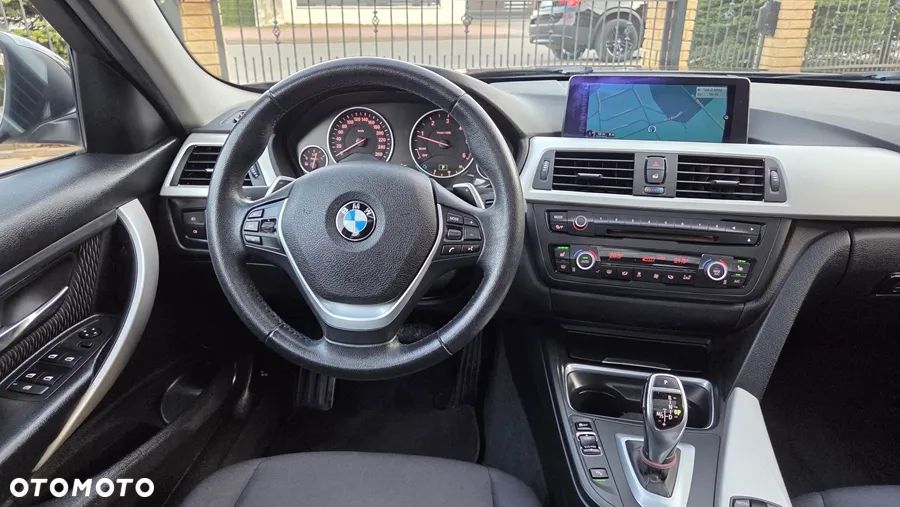 BMW Seria 3 - 29