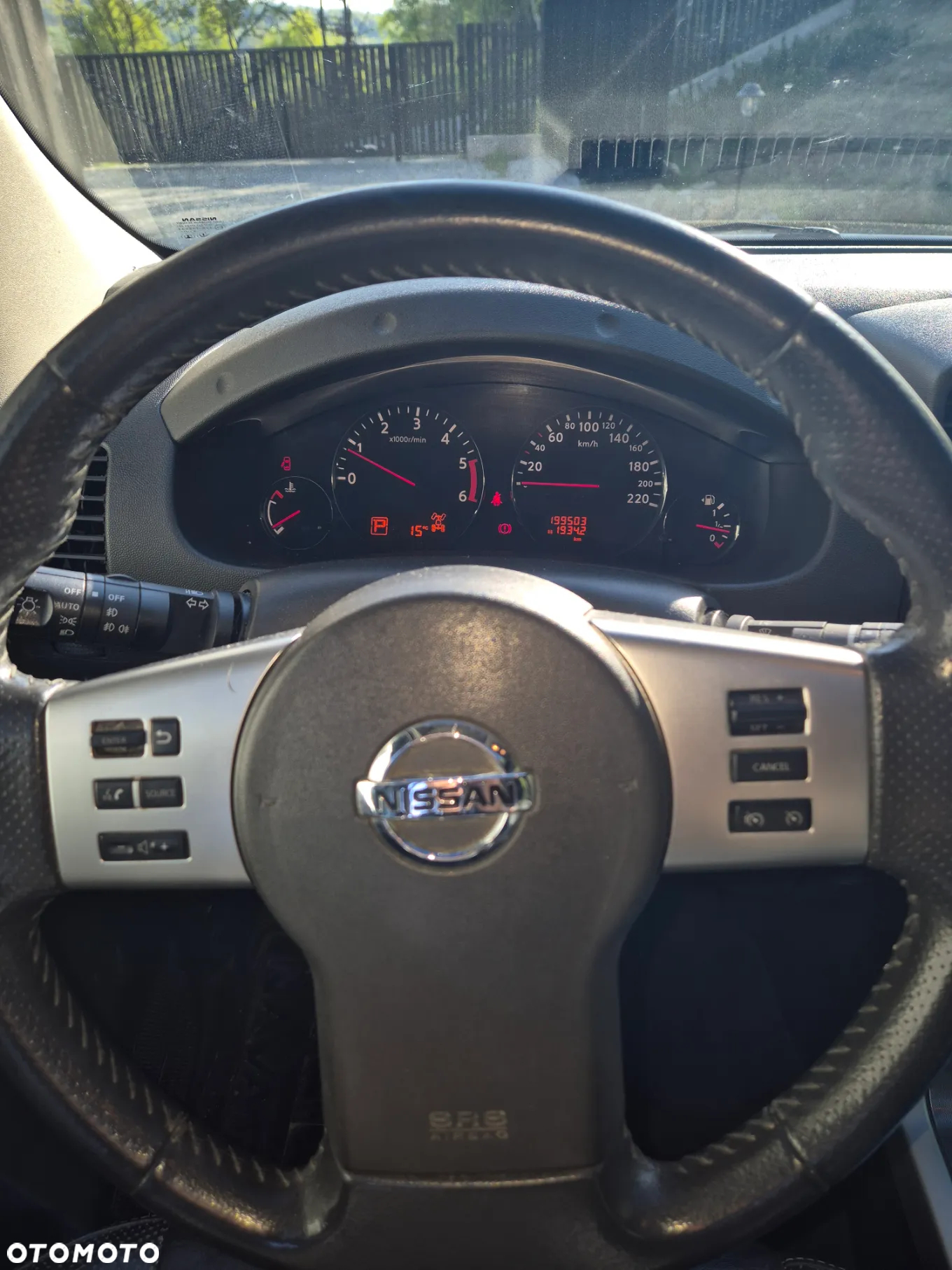 Nissan Navara 3.0 D V6 - 13
