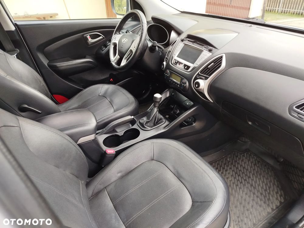 Hyundai ix35 2.0 Premium 2WD - 12