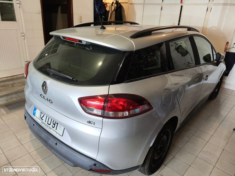 Renault Clio Sport Tourer 1.5 dCi - 6