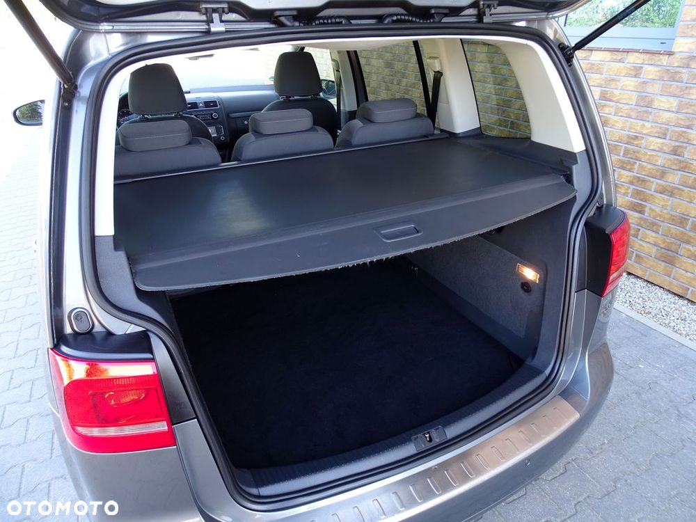 Volkswagen Touran 1.6 TDI DPF BlueMotion Technology DSG STYLE - 34