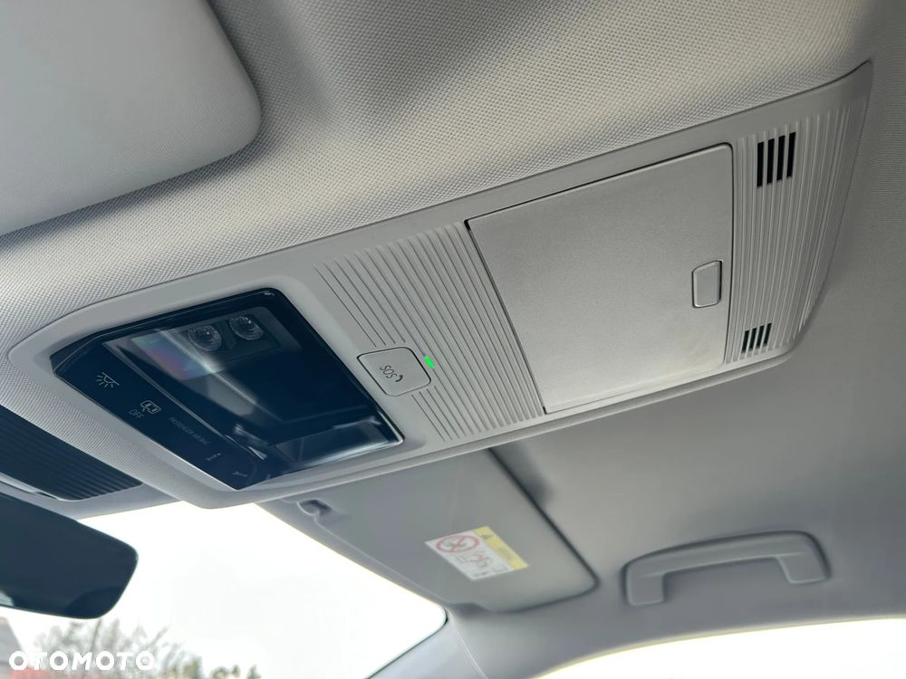 Volkswagen Tiguan 1.5 eHybrid PHEV 150kW Elegance DSG - 39