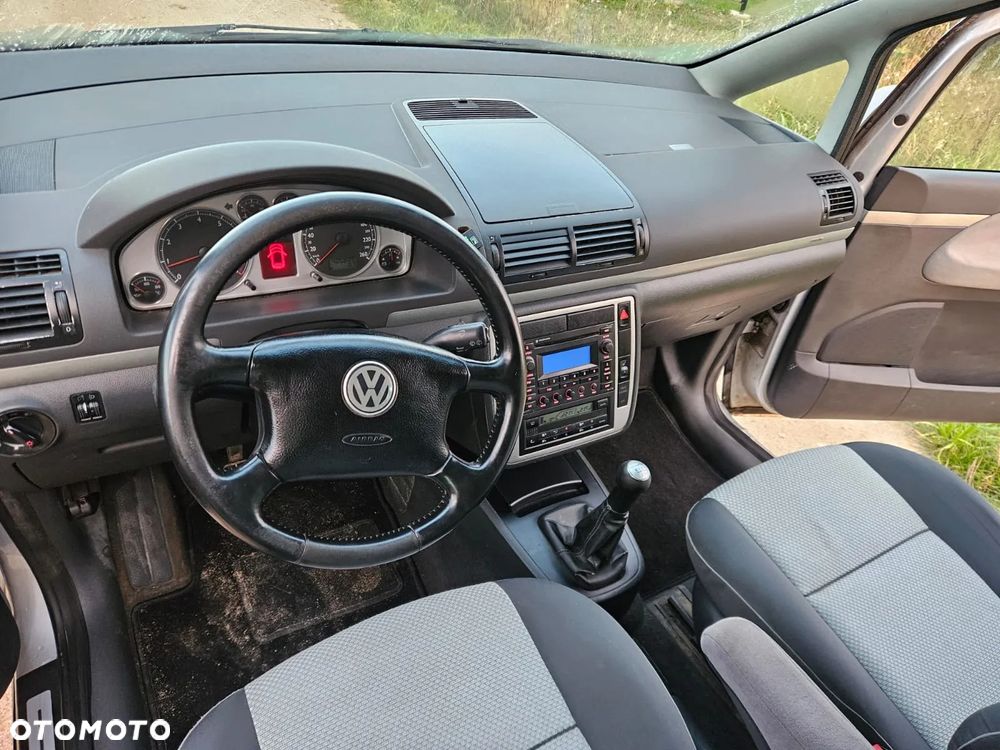 Volkswagen Sharan - 5