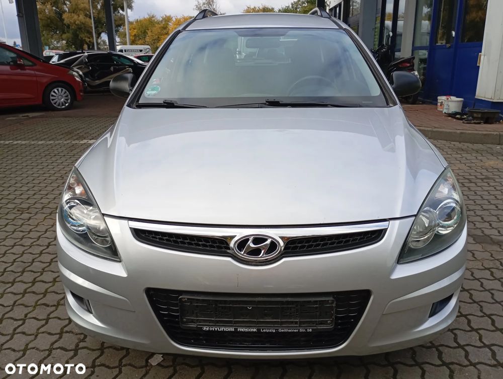 Hyundai i30 i30cw 1.4 blue Comfort - 31
