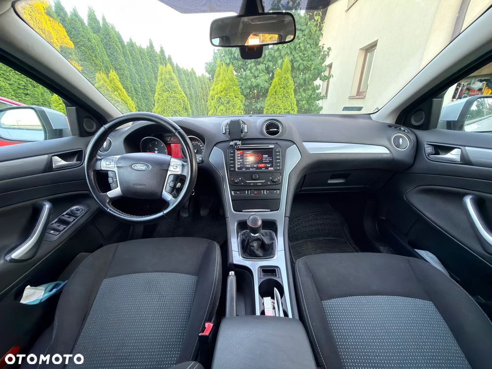 Ford Mondeo - 15