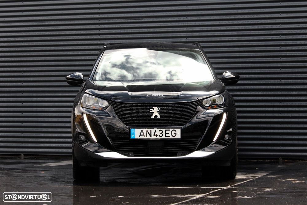 Peugeot e-2008 50 kWh Allure - 3