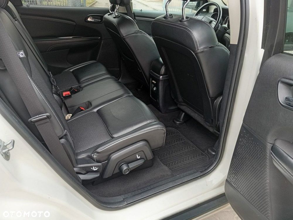Fiat Freemont 2.0 Multijet 16V DPF Automatik Allrad Cross - 25