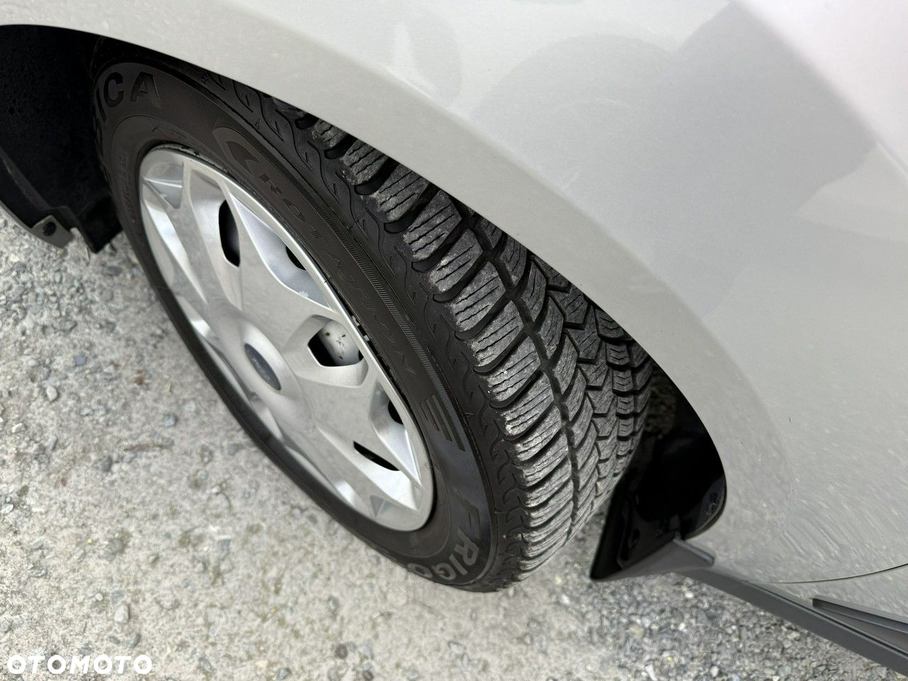 Ford Transit Connect - 9