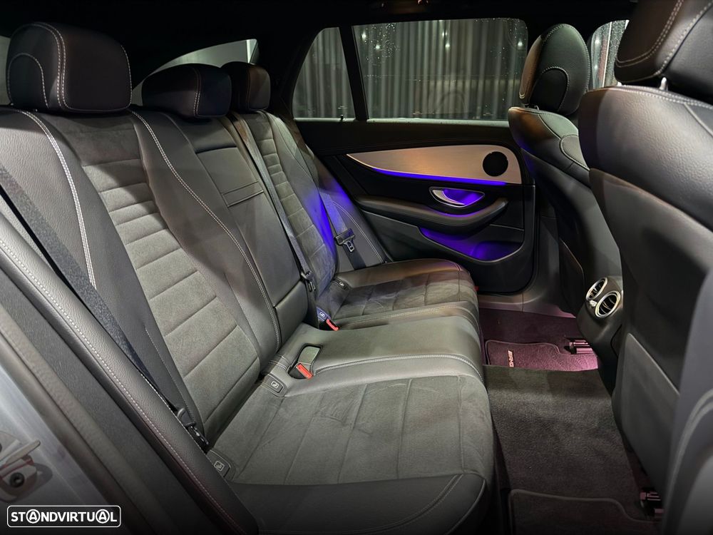 Mercedes-Benz E 300 9G-TRONIC AMG Line - 43