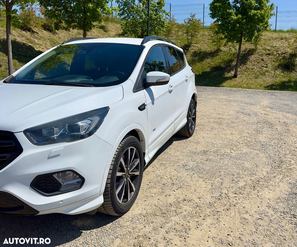 Ford Kuga 2.0 TDCi 4WD Powershift ST-Line - 2