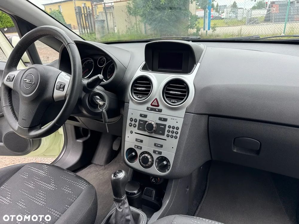 Opel Corsa - 26