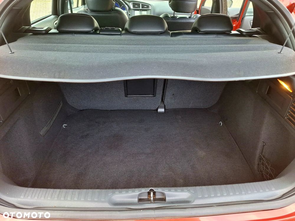 Citroën DS4 1.6 e-HDi SoChic MCP - 13