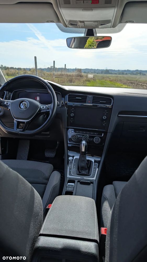 Volkswagen Golf VII 1.5 TSI BMT Evo Highline DSG - 11